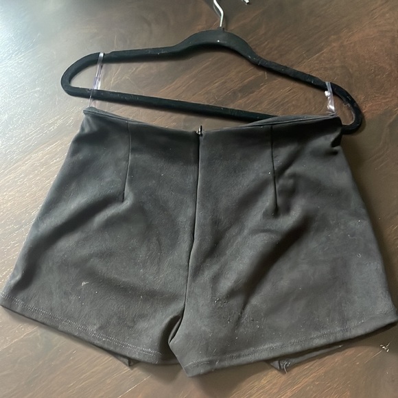Envelope skort - Picture 2 of 3